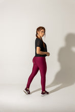 Cargar imagen en el visor de la galería, Legging Básico Sport Shop Rojo Vino