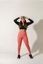 Cargar imagen en el visor de la galería, Legging corazón coral