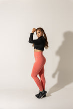 Cargar imagen en el visor de la galería, Legging corazón coral
