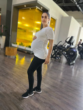 Cargar imagen en el visor de la galería, Legging Maternidad Fucsia
