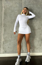 Cargar imagen en el visor de la galería, Falda Pretina Cruzada Blanca