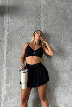 Cargar imagen en el visor de la galería, Top tiras Negro