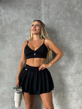 Cargar imagen en el visor de la galería, Top tiras Negro