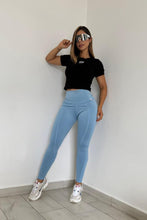 Cargar imagen en el visor de la galería, Legging corazón azul cielo