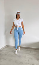 Cargar imagen en el visor de la galería, Blusa nudo gel