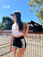 Cargar imagen en el visor de la galería, Short Negro con blanco
