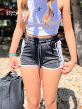 Cargar imagen en el visor de la galería, Short Negro con blanco
