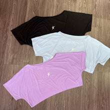 Cargar imagen en el visor de la galería, Blusa corta ancha azul
