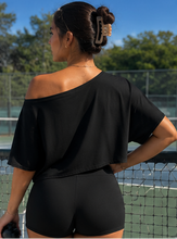 Cargar imagen en el visor de la galería, Blusa corta ancha negra

