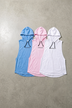 Cargar imagen en el visor de la galería, Blusa abierta capota blanca
