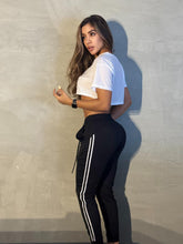 Cargar imagen en el visor de la galería, Jogger Negro Sport Line
